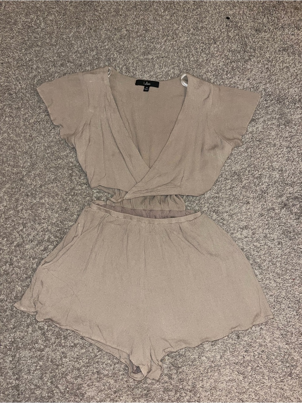 Tan lulus romper